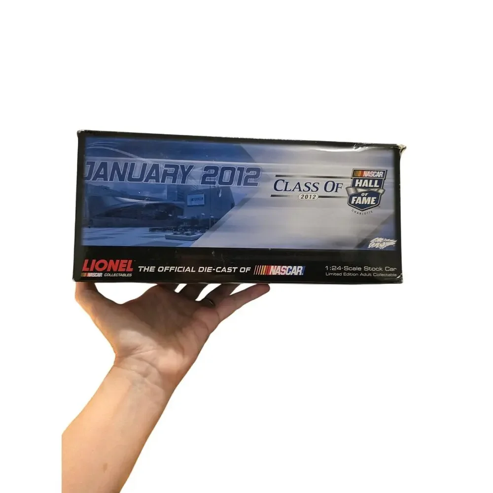 Richie Evans #12 NASCAR Hall of Fame 2012 Flashcoat 1:24 Diecast 1/330